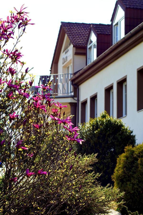 Hotel Brada Jicin Exterior photo