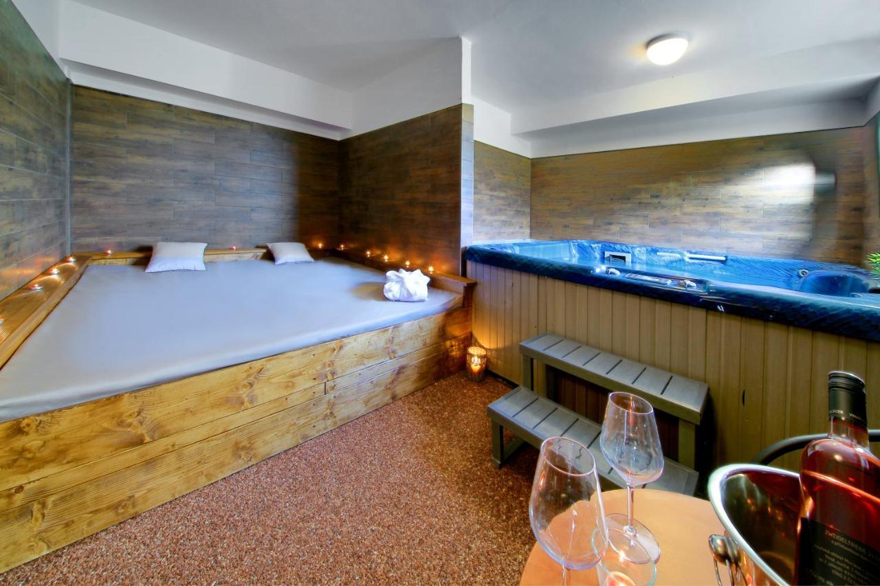 Hotel Brada Jicin Exterior photo