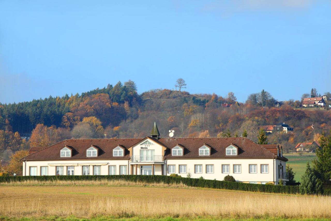 Hotel Brada Jicin Exterior photo